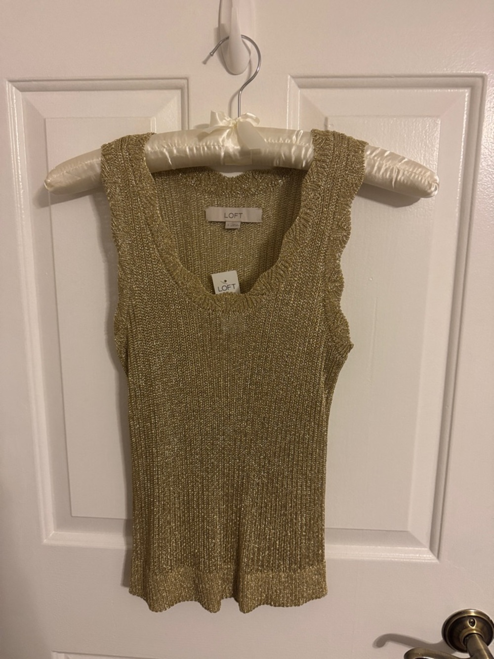 NWT LOFT Shimmer Ribbed Sweater Tank - Picture 5 of 8